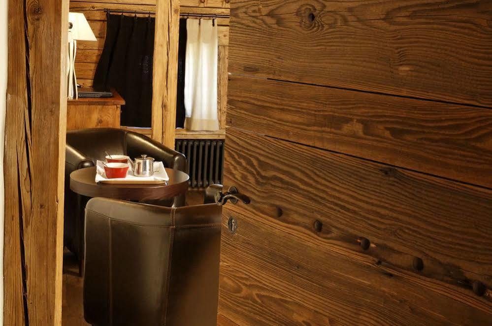 Le Vieux Chalet Ла-Клюза Екстер'єр фото